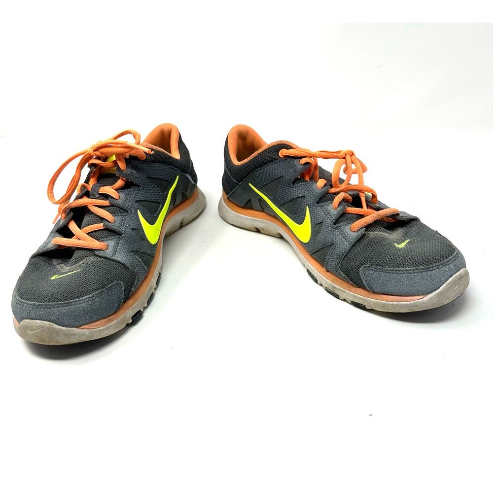 Nike‎ Size 7.5 Sneakers Gray Orange Lace Up Running Hiking Outdoors Gym Sports